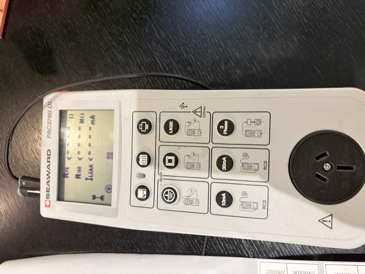 Seaward PAC3760 DL portable appliance tester